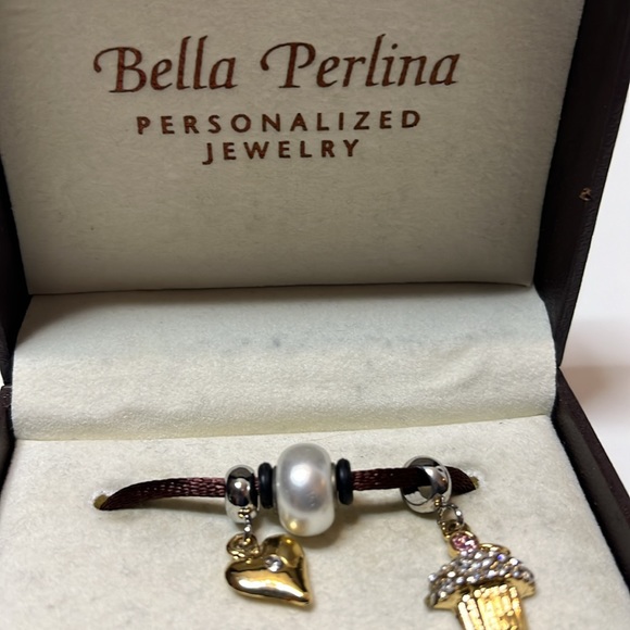 Bella Perlina “Love My Cupcake” charms - Picture 5 of 5